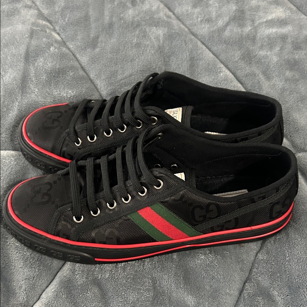 Gucci Women's Black Sneakers with Red and Green Stripes - Picture 7 of 9